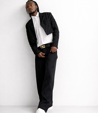 Princeofbarber the expert men's stylist at Casa Barbershop in Dubai Marina , specializing in precision grooming.