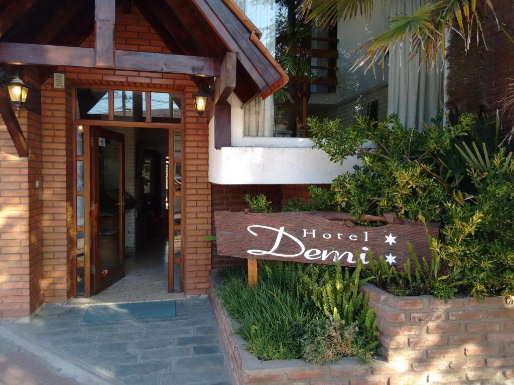 Hotel Demi in Villa Gesell, Argentina