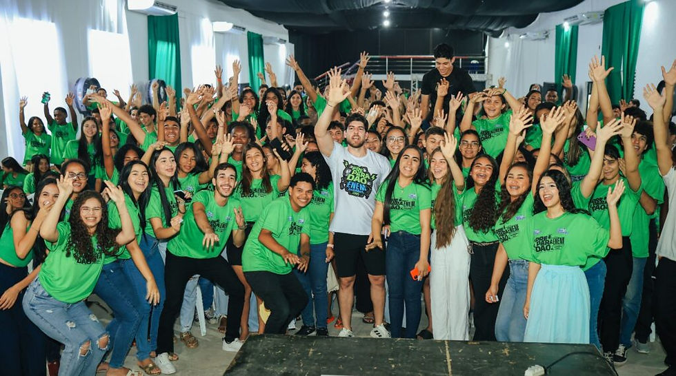 Jovens do Preparadão ENEM, outro programa desenvolvido por Davi Brandão como apoio à educação.