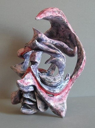 Chimera 2
31x24x17,5 cm
papier mache