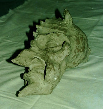 Diavol, Lemn, lut, papier mache