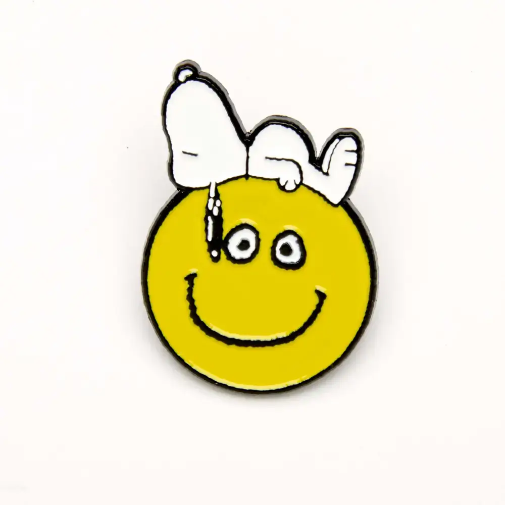 Pin’s snoopy smiley