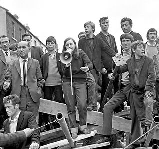 Bernadette Devlin addressing Bogside residents in 1969 (Credit: attributed to Lauren Doherty)