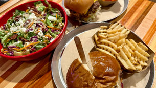 Add M.L.Rose Craft Beer & Burgers to Your Burger Bucket List!