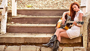 Country Artist Erin Cosgrove Brings Awareness to Mental Health During Stress Awareness Month