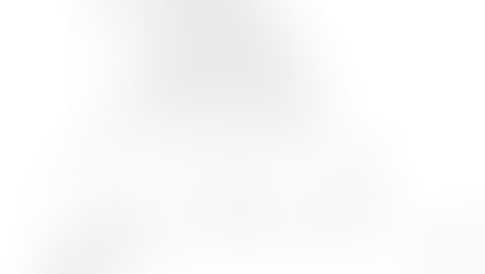 Emily con una zanahoria | +18