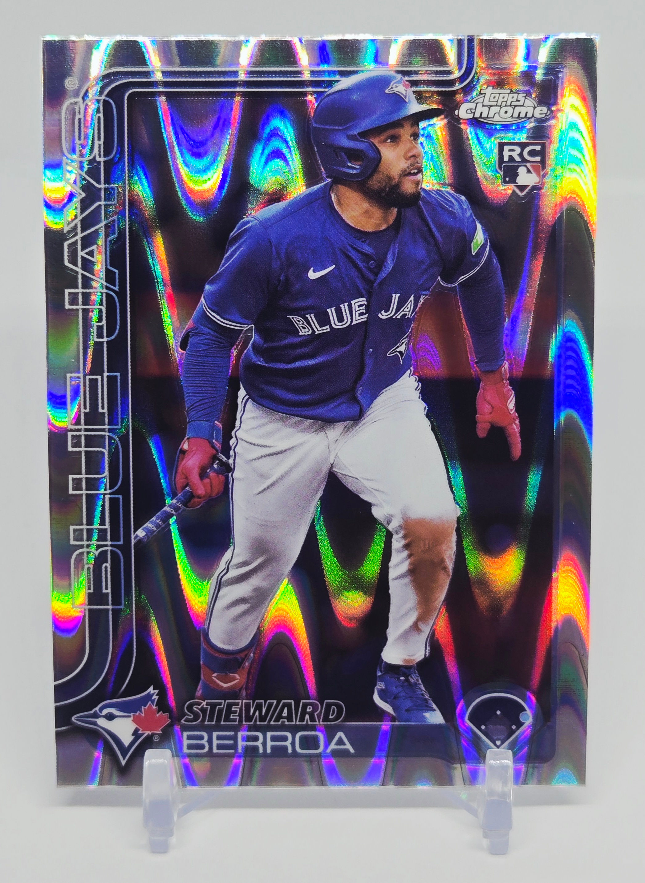 Steward Berroa 2025 Topps Chrome Baseball Raywave Rookie Refractor (Blue Jays)
