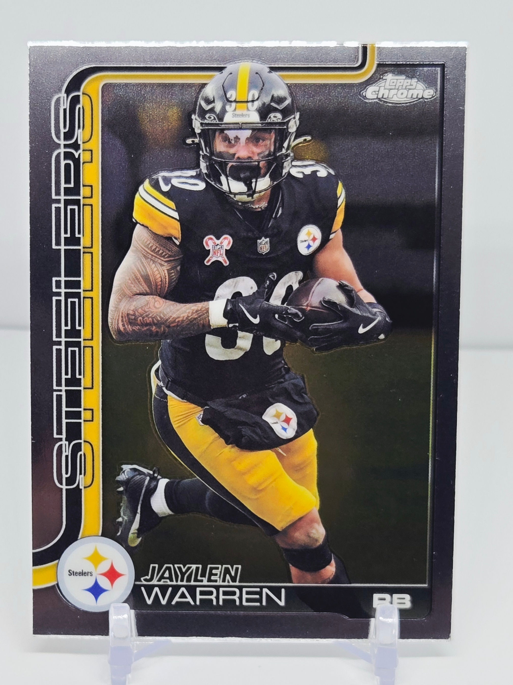 Jaylen Warren 2025 Topps Chrome Football Card No 253 (Steelers)