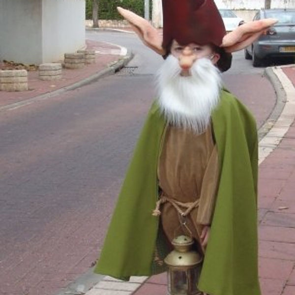 Costume