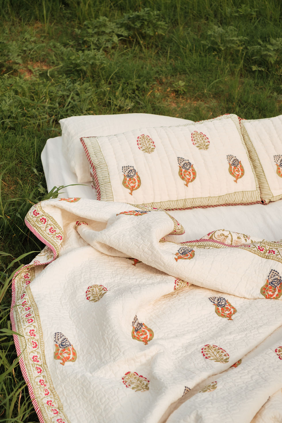 Thumbnail: Verbena Cloud Comforter