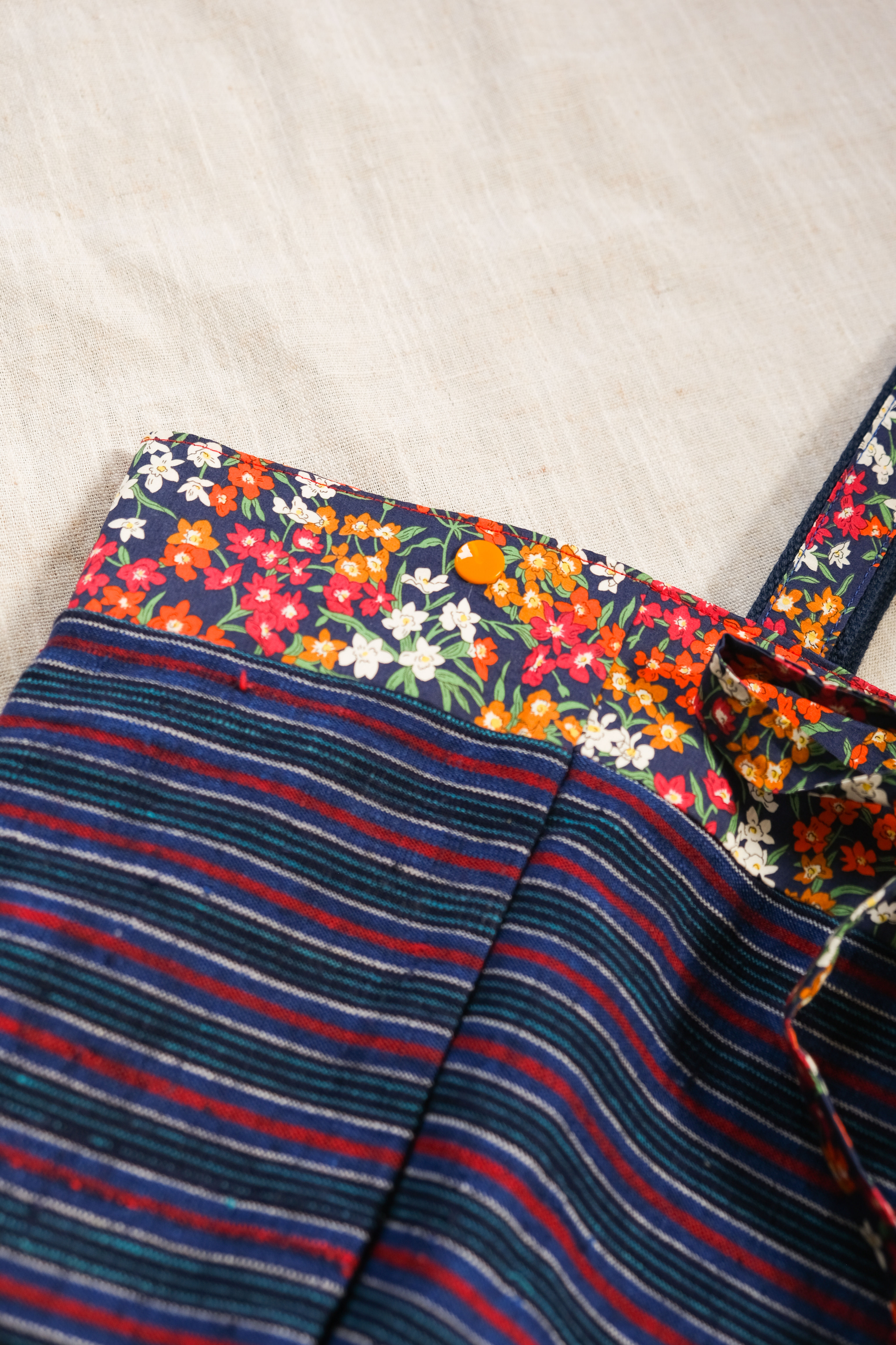 Blooming Tartan Tote