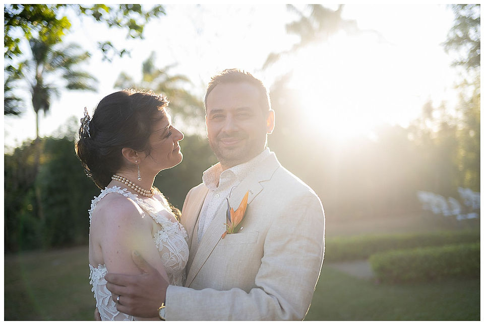 Tropical destination wedding in Central America