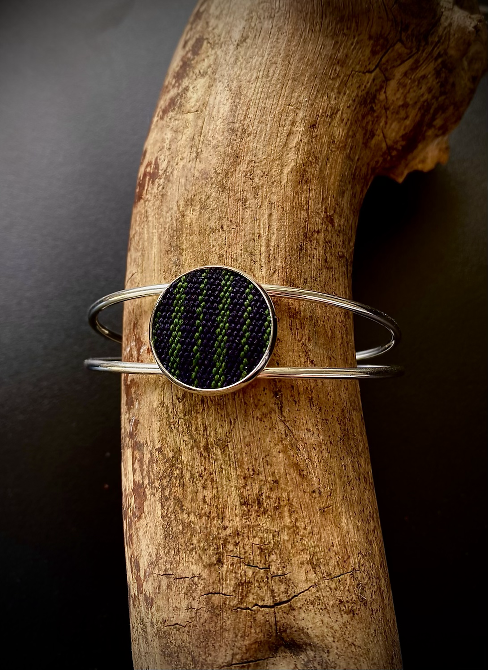 Thumbnail: Armband við føroyskum vovnum  toyði - Ymiskar litir