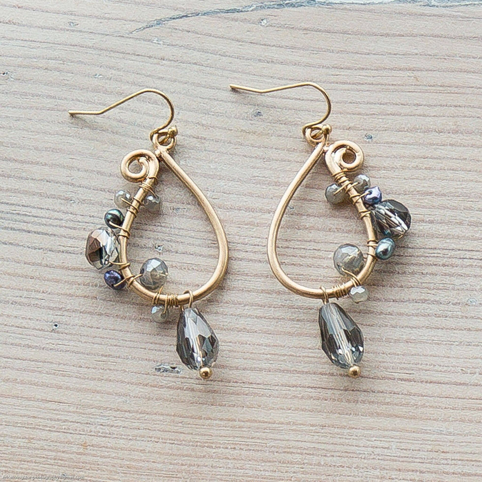 Multistone Hook Earring Grey