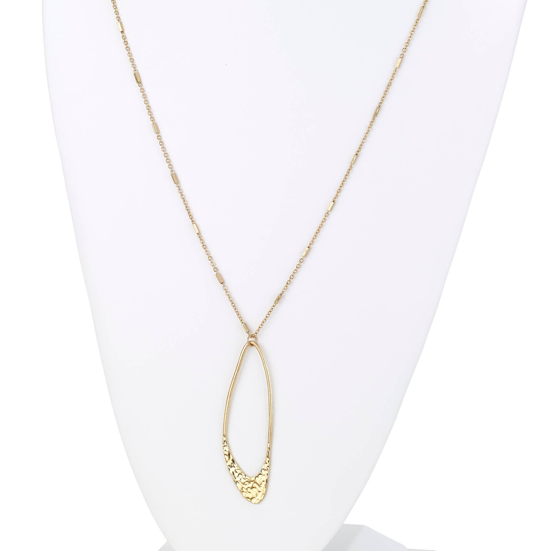 Hammered Oval Necklace Gold