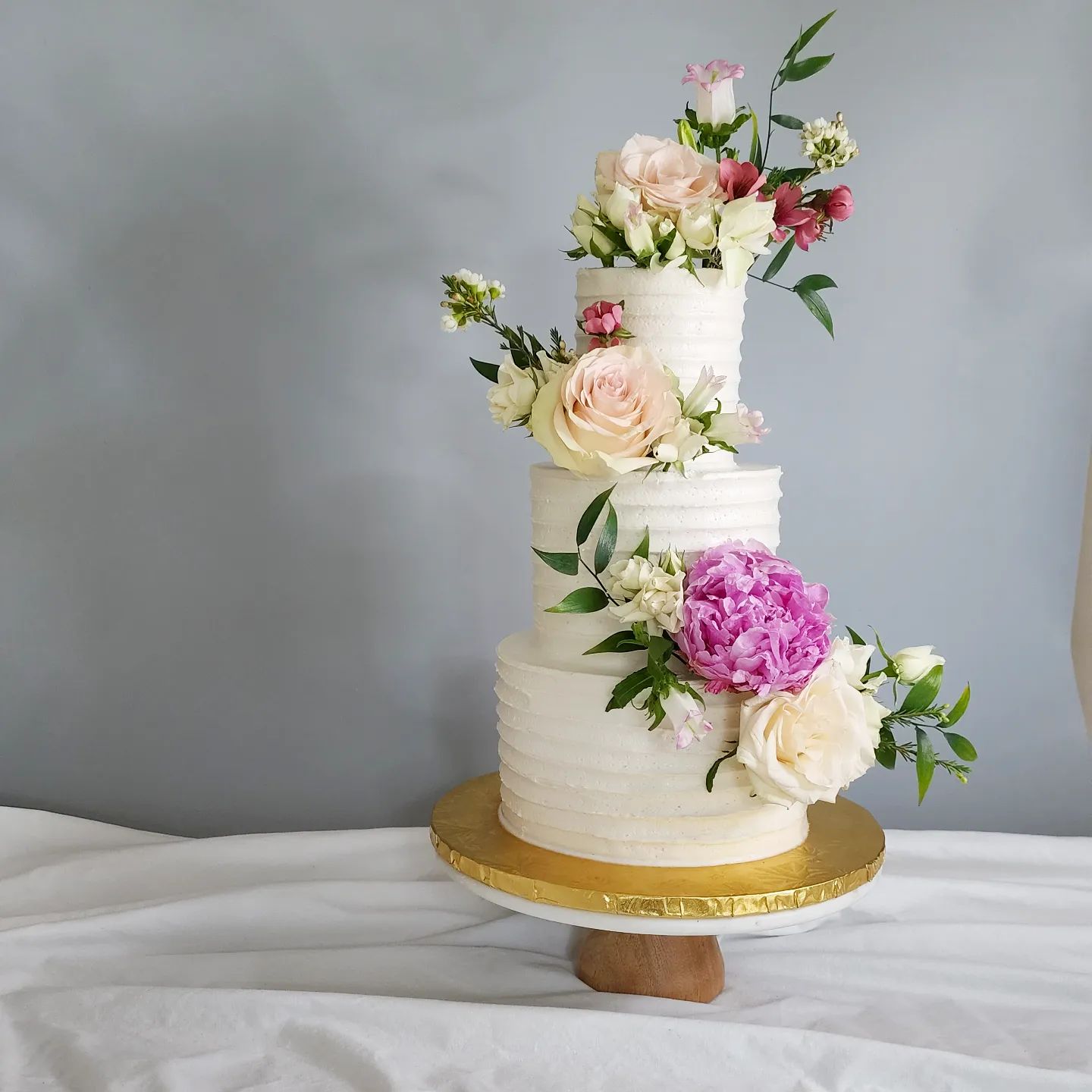 fresh floral wedding cake Treasure Coast FL
