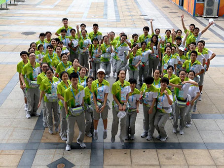 Crossing the Distance, Connecting with People