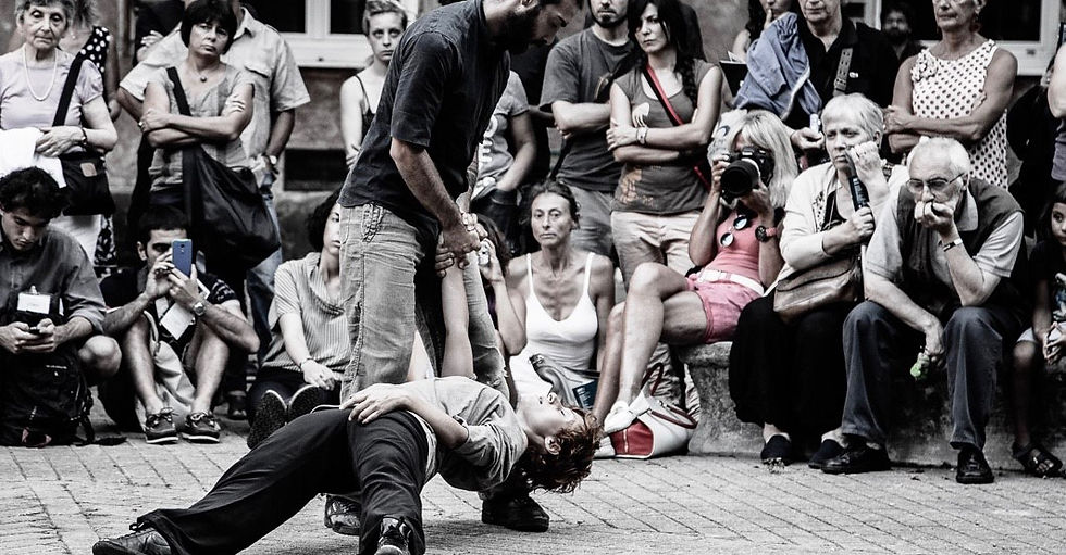 Koiné - e come sottofondo3.jpg