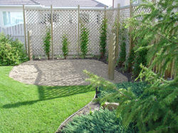 Privacy screening around the hammock area