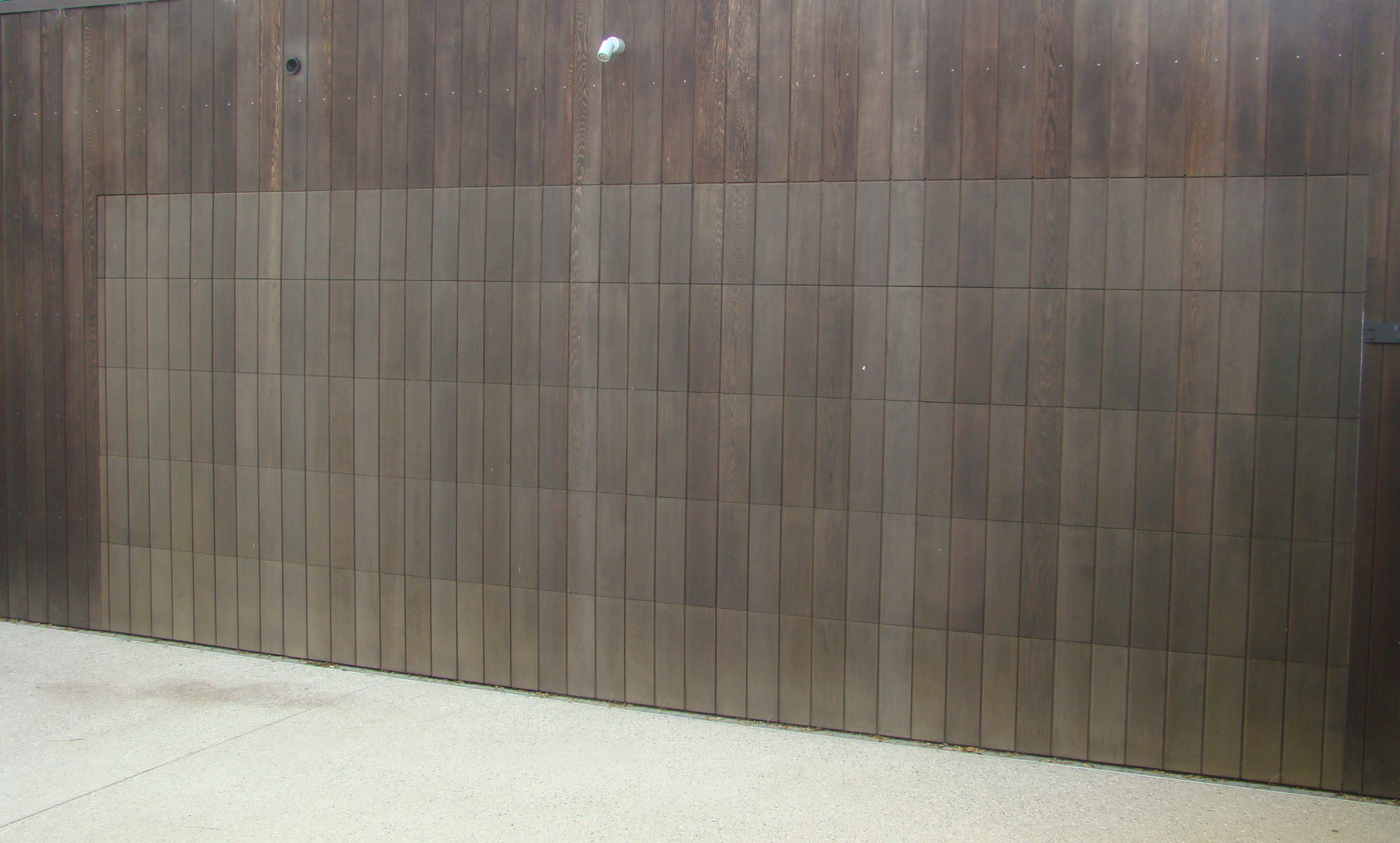 Custom Made Garage Doors | Flush Mounted