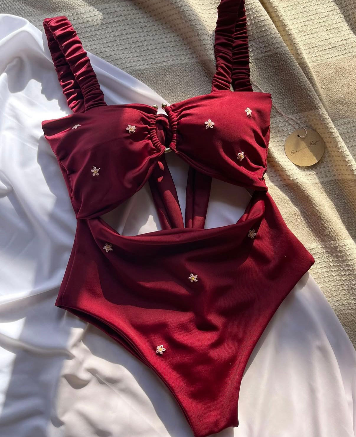 Victoria One Piece