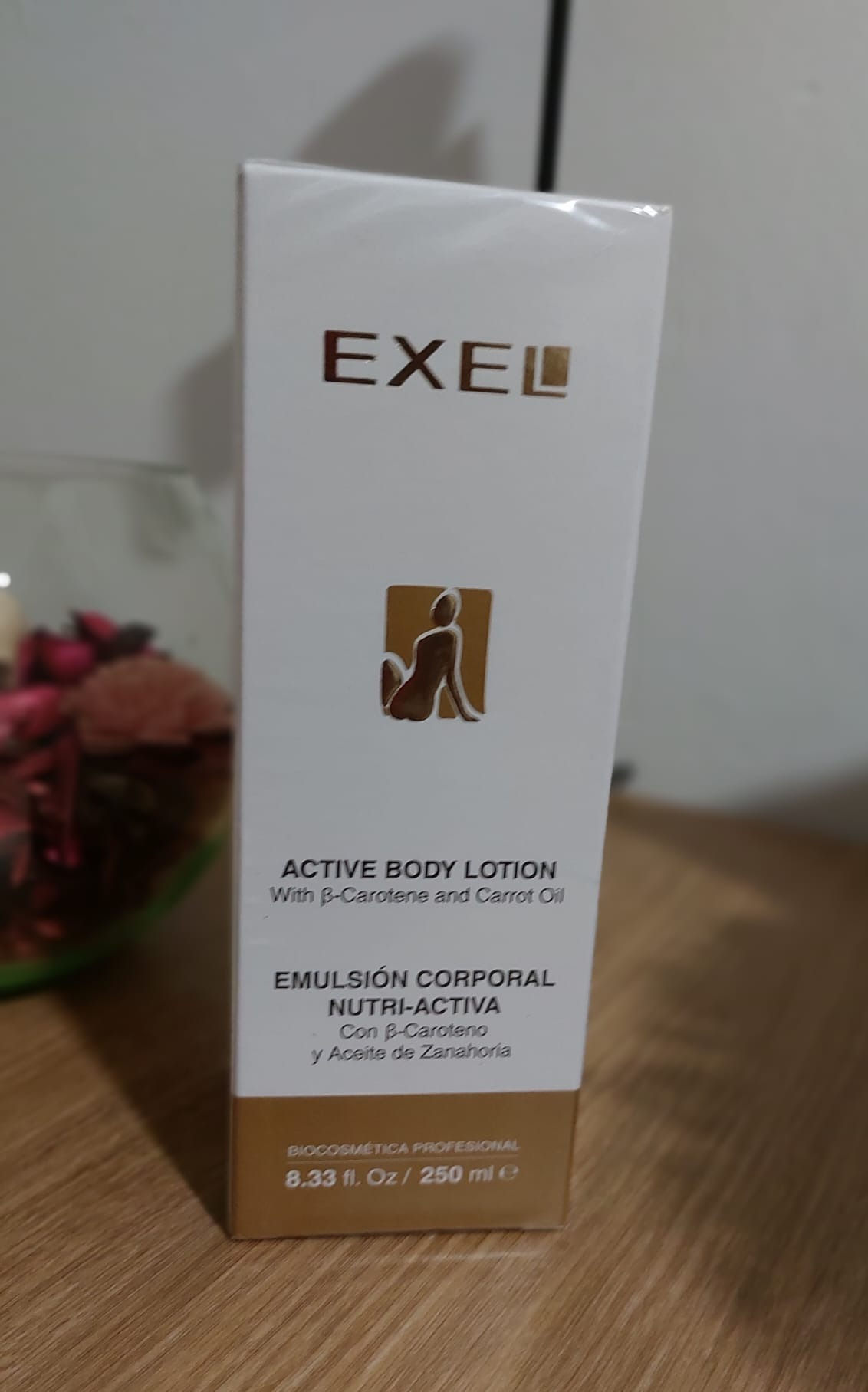 EMULSIÓN CORPORAL NUTRI- ACTIVA- con caroteno y aceitede zanahoria