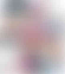 Cover of “Find Even More! The Battle Cats Spot-the-Difference – Forgot What Was Forgotten Edition” featuring multiple cartoon cats in comic-style panels with colorful pink, blue, and yellow backgrounds. The layout mimics a comic book with zoomed-in expressions, mirrored images, and scattered characters in humorous poses, all designed for a playful spot-the-difference challenge. Bold Japanese text fills the center, surrounded by various stylized cat characters.