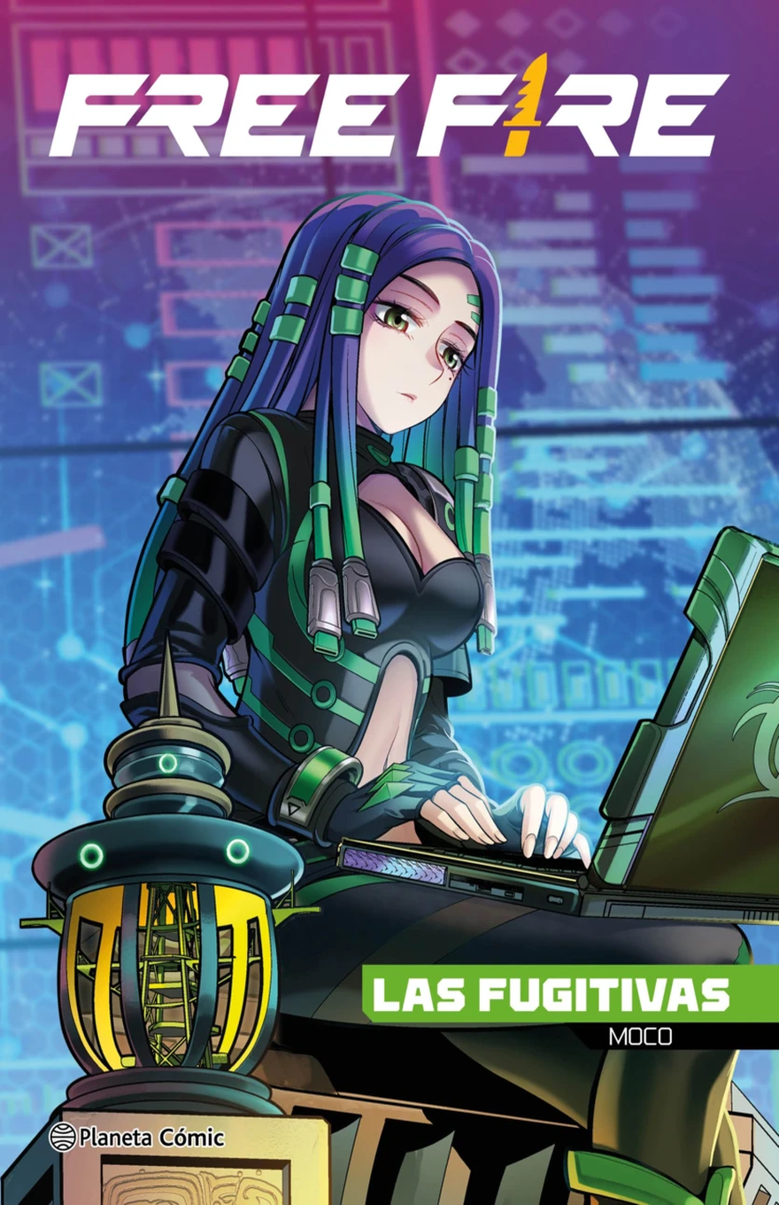 Spanish comic-style cover for “Free Fire: Las Fugitivas — Moco,” with a purple-to-blue digital cyberpunk background full of faint interface panels, circuitry patterns, and glowing data effects. The large white “FREE FIRE” logo appears across the top with a yellow knife-shaped symbol in the lettering. The central character is an anime-style woman with long blue and teal cybernetic-looking hair strands, green eyes, and a calm serious expression, wearing a black and green futuristic outfit with armored sleeves and glowing accents. She sits at a laptop on the right, hands poised over the keyboard, suggesting hacking or decoding. In the lower left foreground is a small futuristic tower or device with green glowing rings and yellow-lit panels. A bright green title bar near the lower right reads “LAS FUGITIVAS,” with smaller text below reading “MOCO.” The Planeta Cómic logo appears at the bottom left.