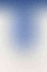 Arabic book cover for the translated edition of Mind Change by Susan Greenfield, titled "تغيُّر العقل" (Mind Change). The design features a geometric blue-and-white mosaic pattern resembling abstract brain activity, with Arabic text indicating the book’s focus on how digital technologies leave their imprint on our minds.