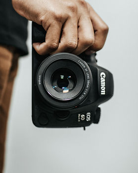 aperture-black-camera-1738636.jpg
