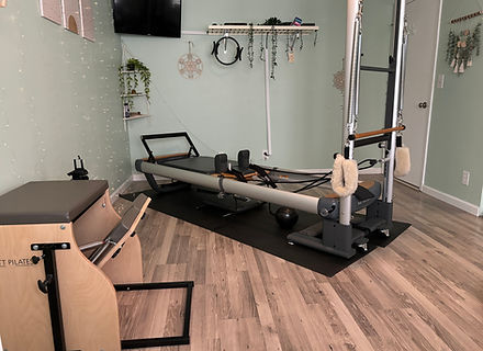 Private Pilates session home studio