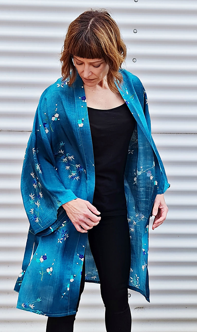 Kimono Hanami corto