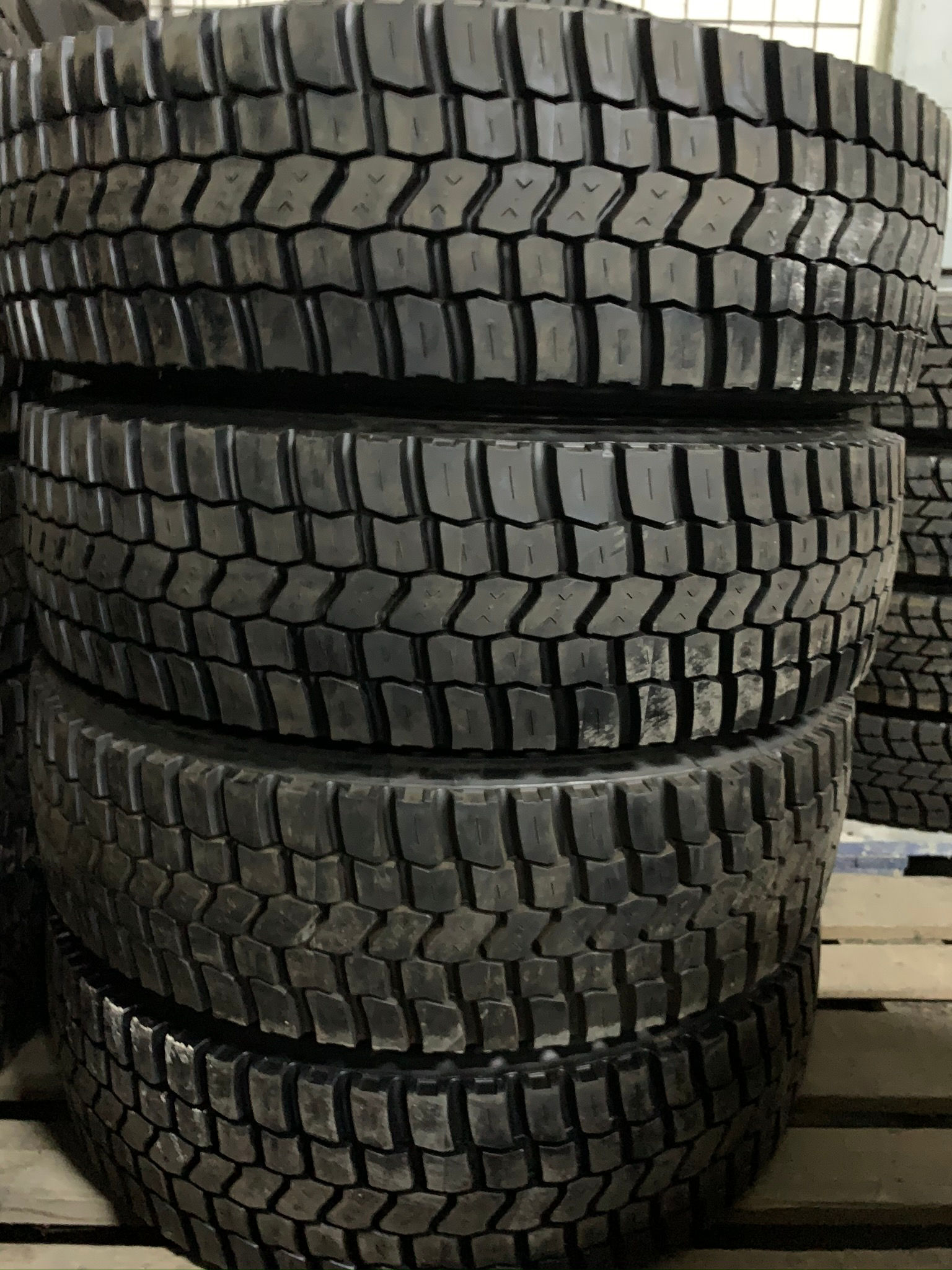 235/75R17,5 BDLT BANDAG