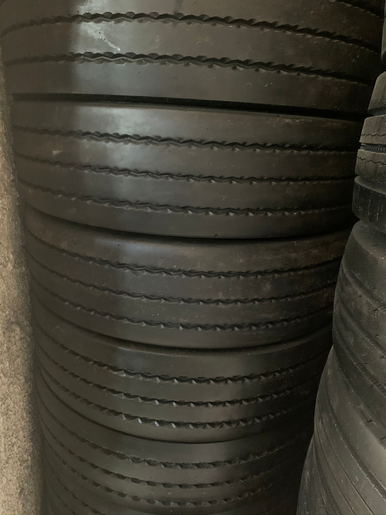 215/75R17,5 CONTINENTAL HTR2
