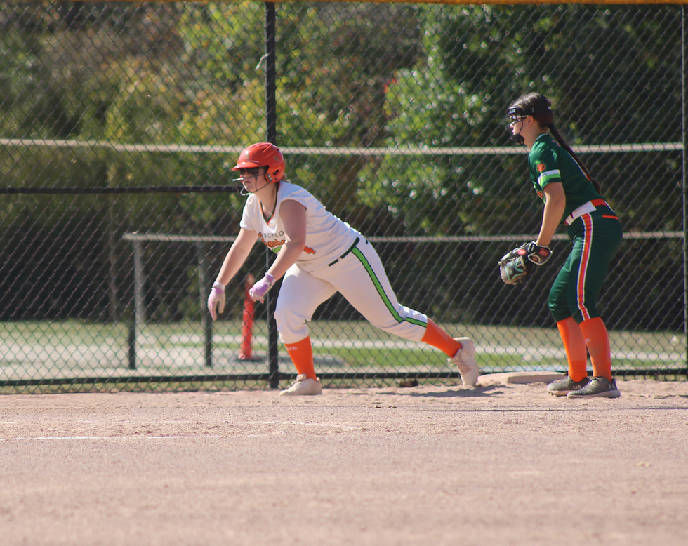 Romeo Peaches Lead Off Base