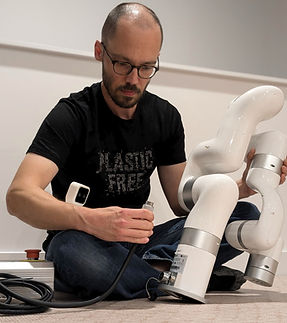 profile pic oleg_edited.jpg