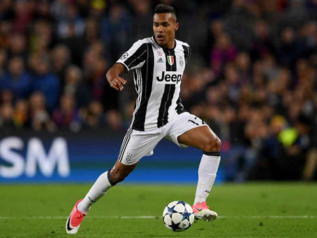 Alex Sandro, à l'ombre des plus grands