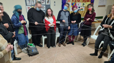 קשר קבוצתי.jpg