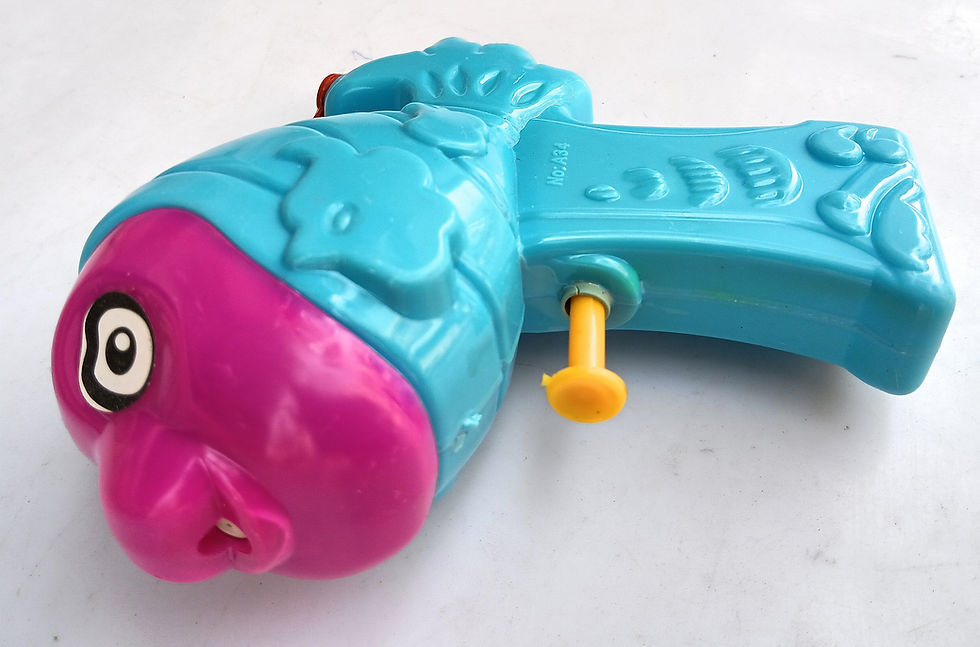 Fish Pichkari | Water pump | Pack Of 1