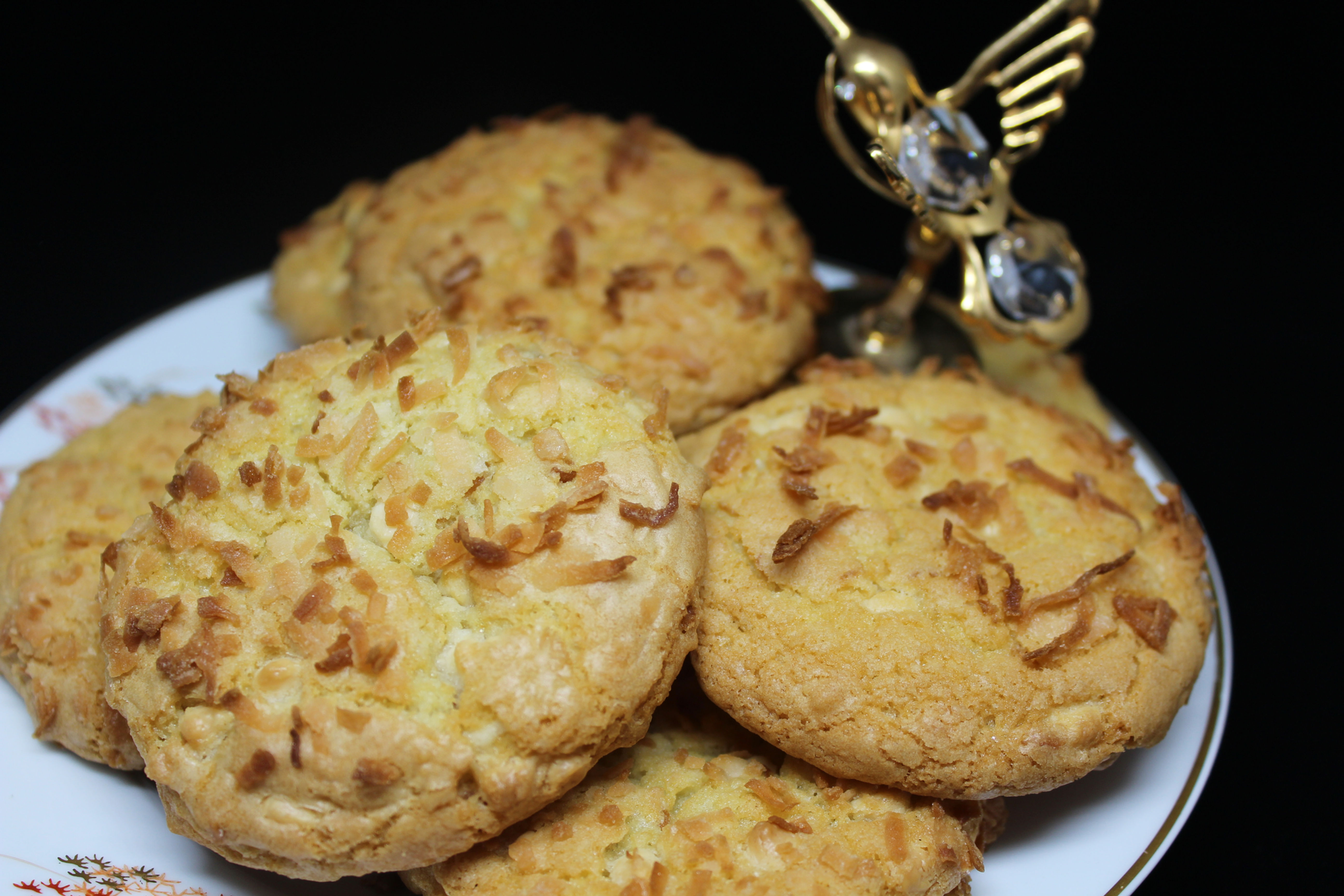 Toasted Coconut Cream