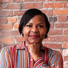 Coretta Headshot 2 (1)_edited.jpg