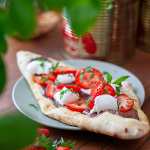 Go Nuts Sweet Pizza