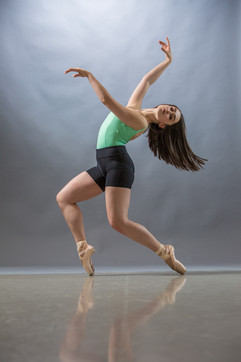 ADT Senior Company - 9285 - Olivia Skelt