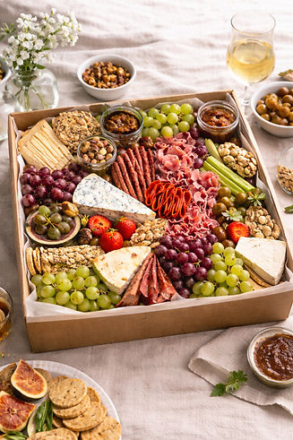 Grazing box - The Open Larder_edited.jpg