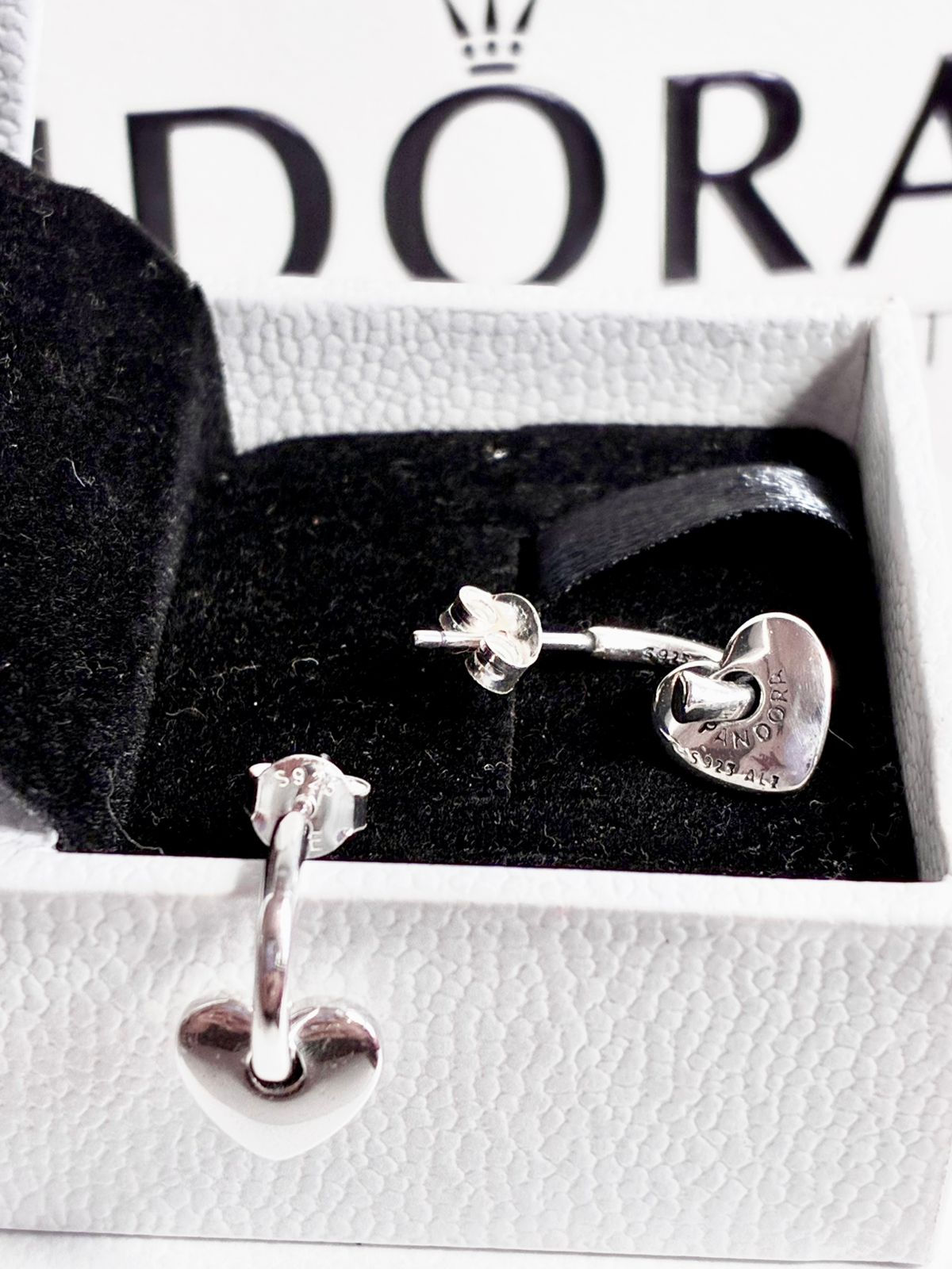 ARETES INSPIRACIÓN CORAZÓN REMOVIBLE