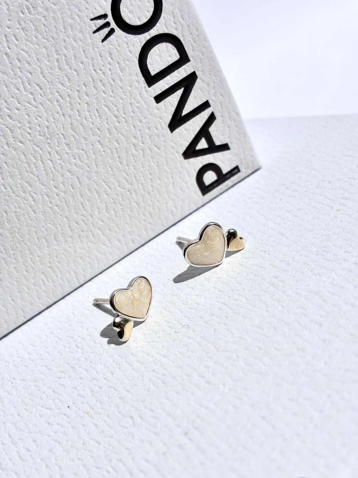 ARETES INSPIRACIÓN CORAZÓN DOBLE