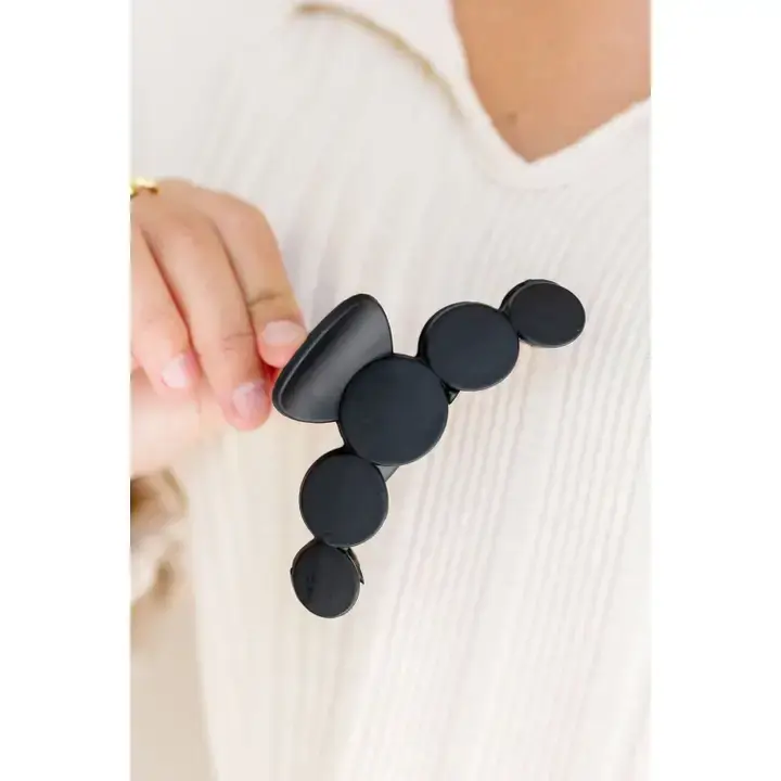 Thumbnail: Circle Claw Clip