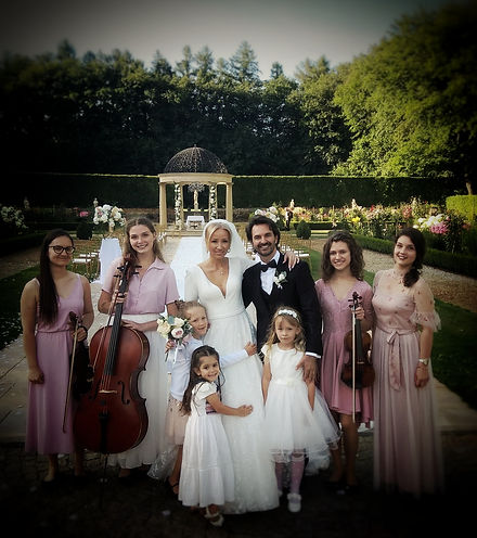 #wasimuzycy #weddingplanner #pałacmaławieś #ślubkościelnywplenerze #muzykanaślub #oprawamuzycznamszy