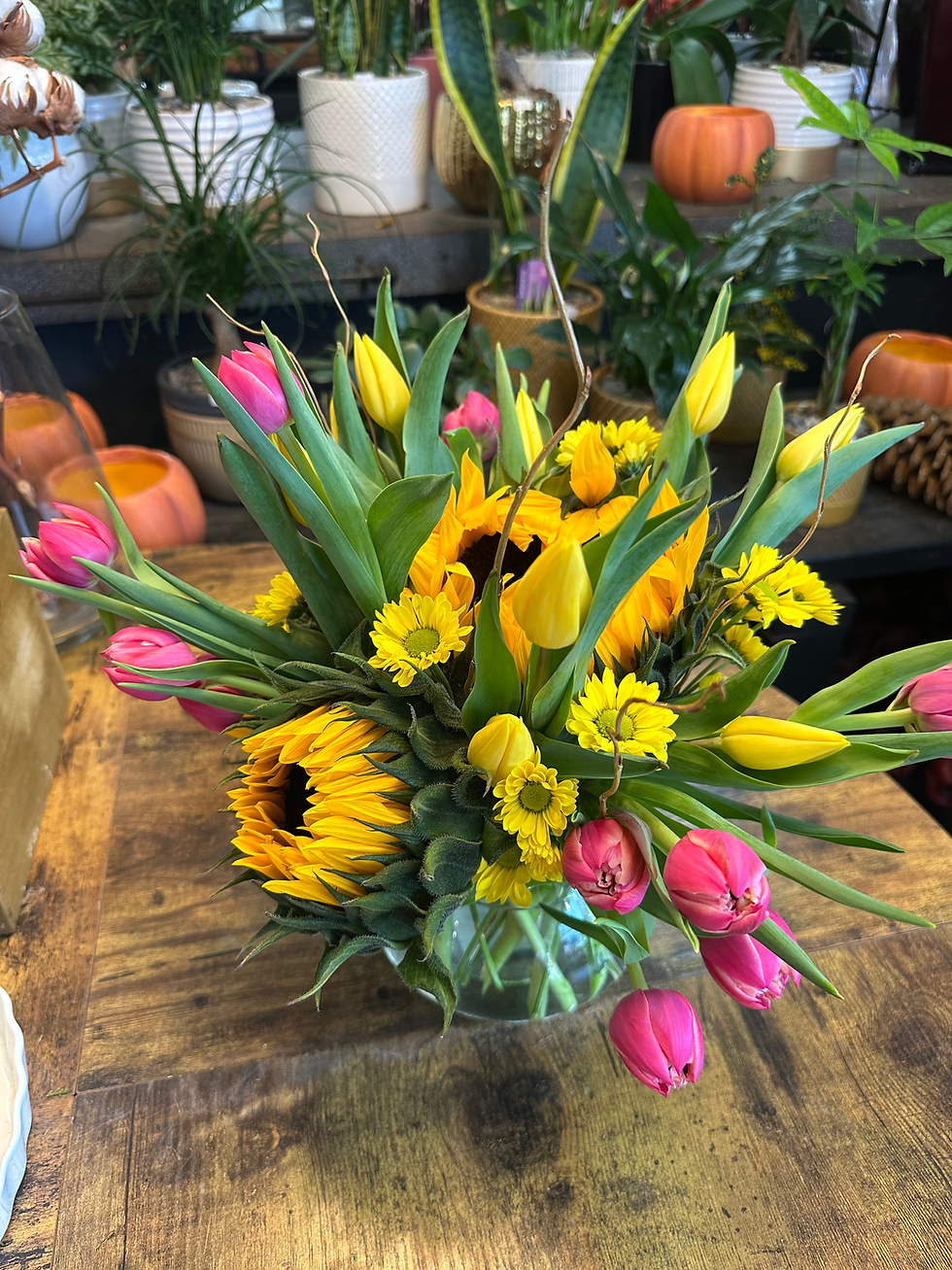 Thumbnail: 20 Tulips & Sunflower 