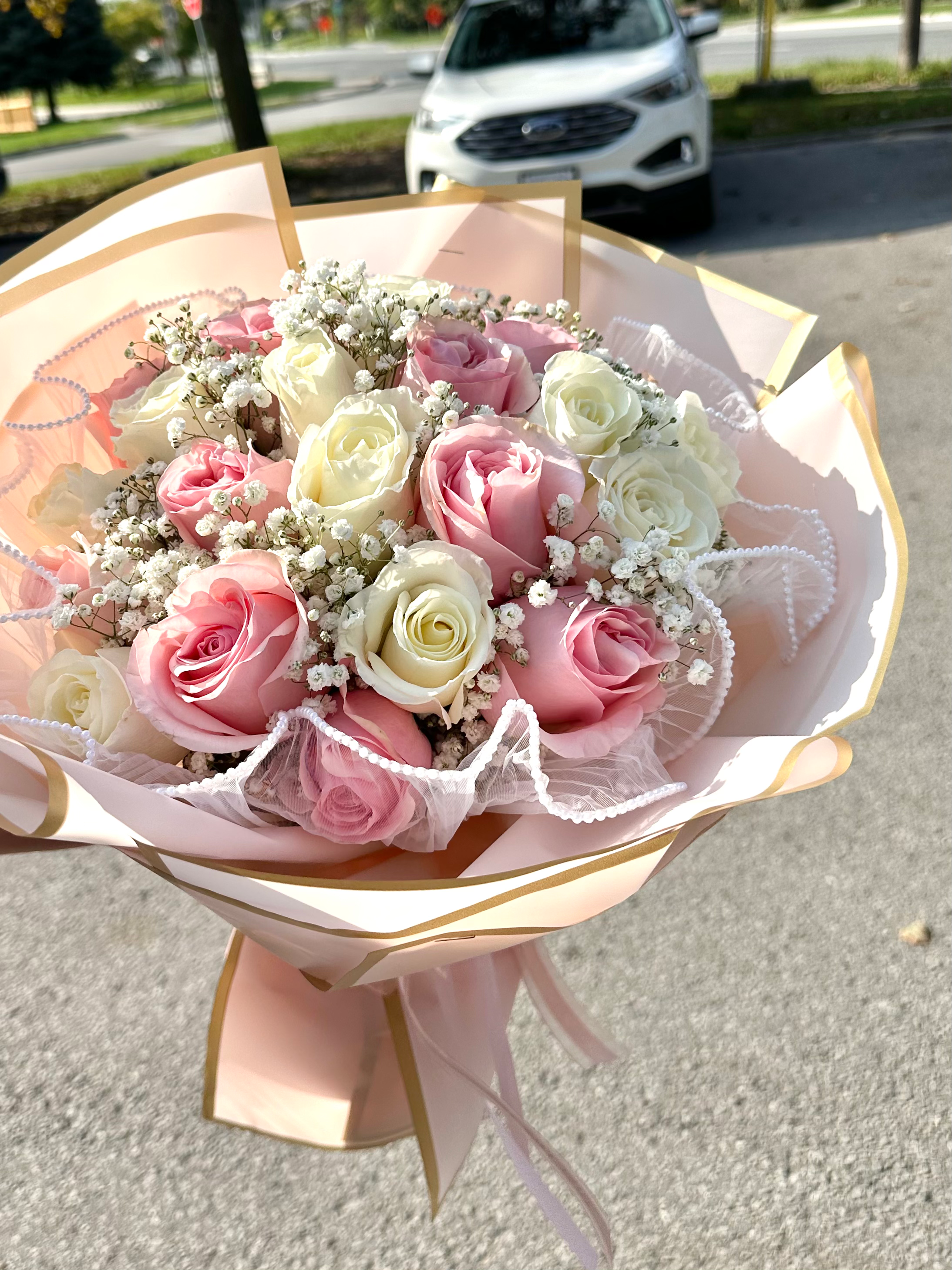 2 Dozen Pink White Rose Frill Bouquet 